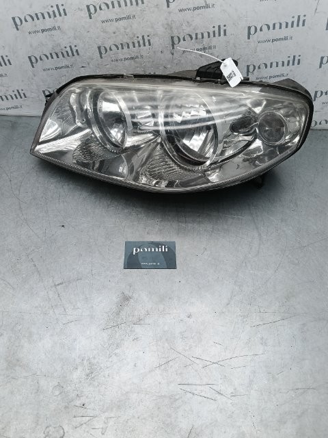 Pomili Fanaleria Fiat Punto Classic (2U) proiettore sinistro 01/07–12/11