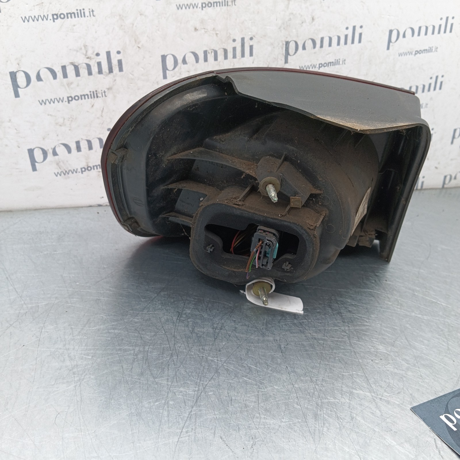 Pomili Fanaleria 89034129 fanale posteriore destro Volkswagen Golf Plus usato