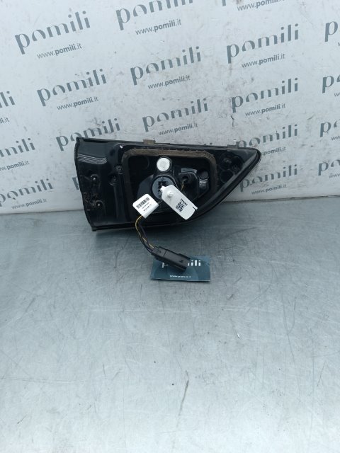Pomili Fanaleria Fanale post. parte int. DX FORD KUGA (CTD) (01/19>) Usato