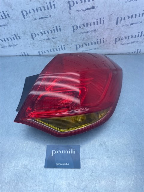 Pomili Fanaleria Fanale post. parte est. DX OPEL ASTRA (P10) (10/09>06/18<) destro