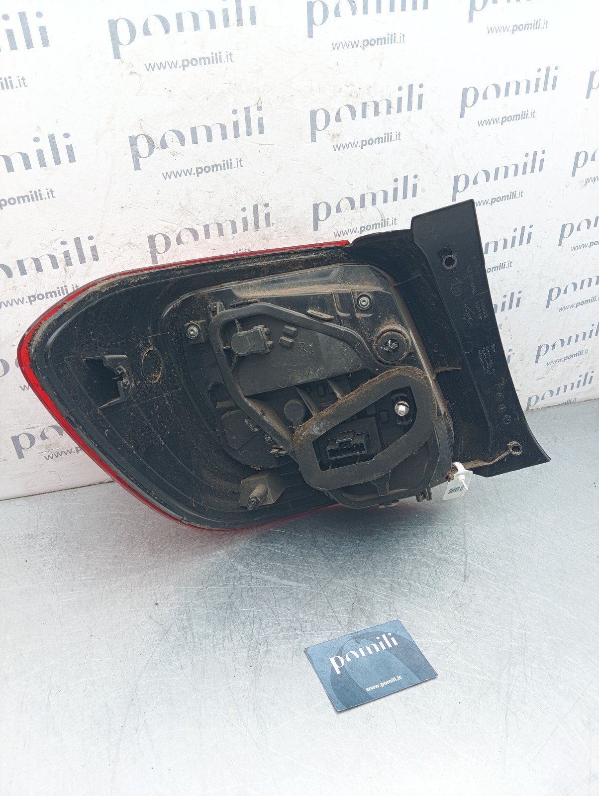 Pomili Fanaleria Sandero fanale posteriore destro usato OEM 265554085R