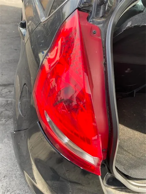 Pomili Fanaleria Ford Fiesta CB1 fanale posteriore sinistro