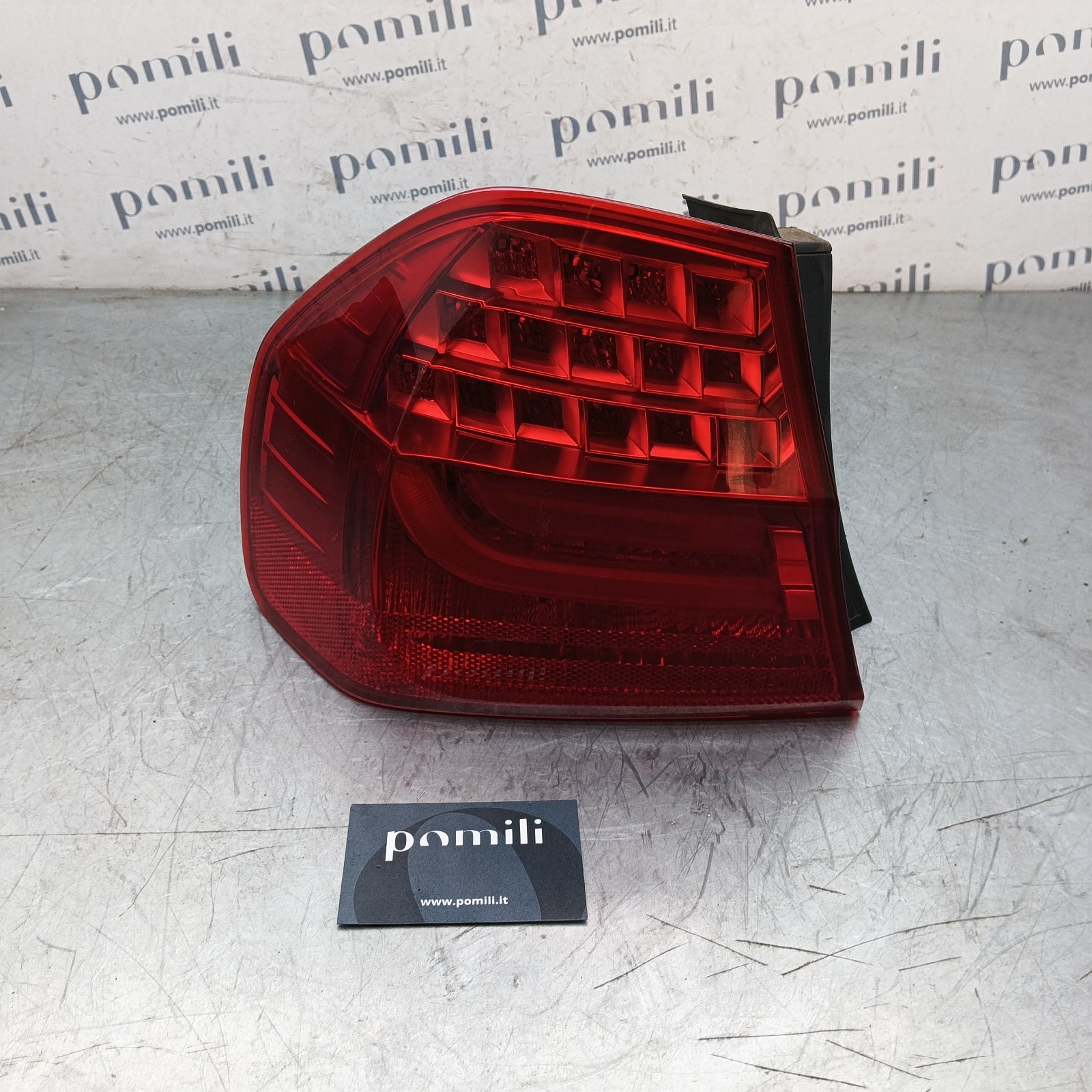 Pomili Fanaleria BMW S3 E90 fanale posteriore sinistro LED 7289425ECE usato