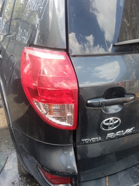 Pomili Fanaleria Toyota RAV 4 3a Serie fanale posteriore sinistro
