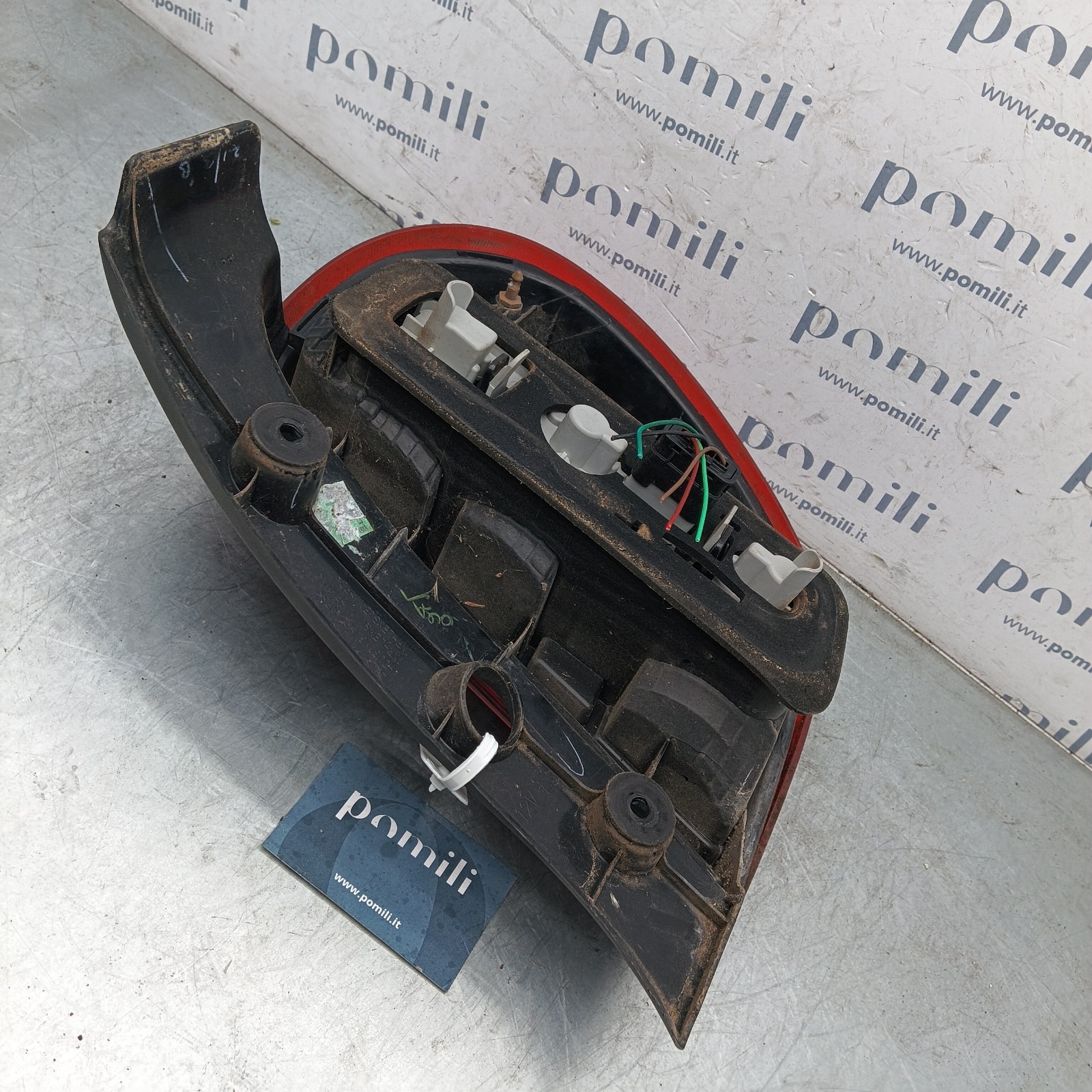 Pomili Fanaleria Fanale posteriore sinistro Nissan Micra K13 (2010-2017) 89050366 fanale usato