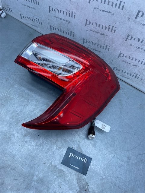 Pomili Fanaleria Citroen C4 Aircross fanale posteriore destro