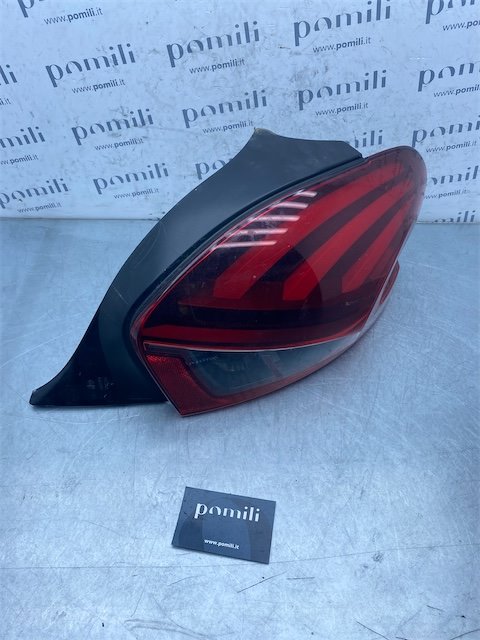 Pomili Fanaleria Fanale posteriore Peugeot 208 destro