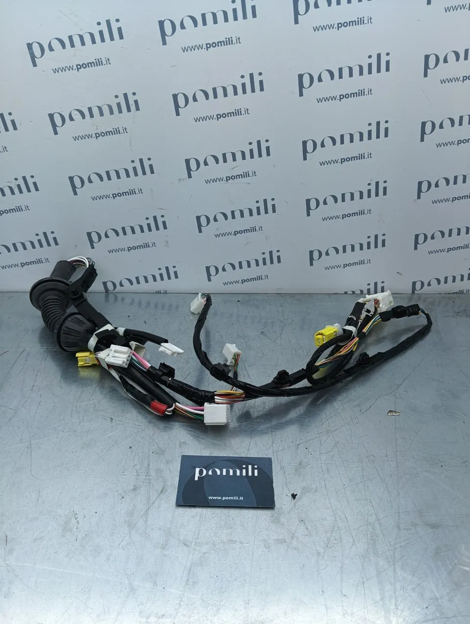 Pomili Motorini avviamento, alternatori, ECU e cavi Toyota Yaris cablaggio porta anteriore sinistra