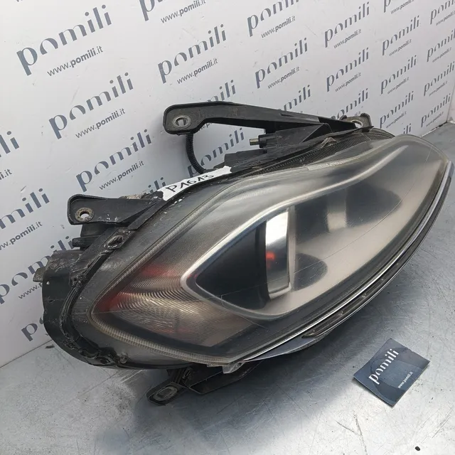 Pomili Fanaleria Faro anteriore sinistro Lancia Delta III 46090757 usato