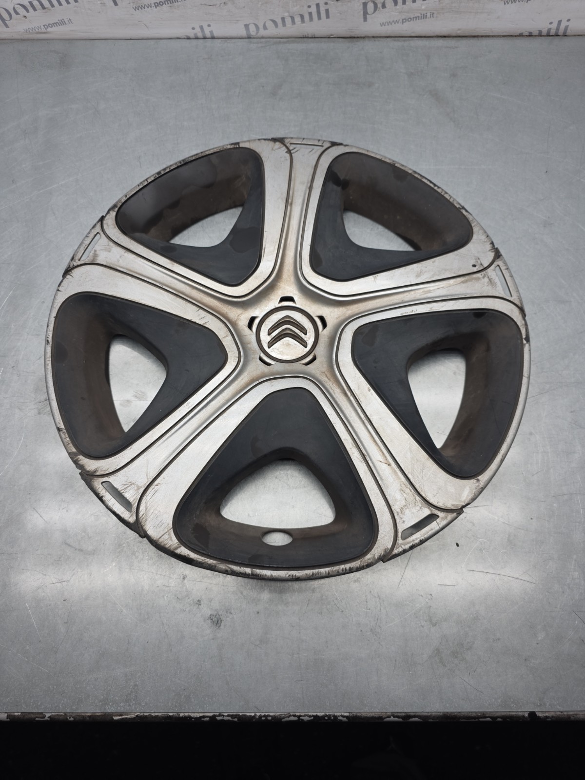 Pomili Altro auto Set 4 borchie coprimozzo Citroën R16 usate
