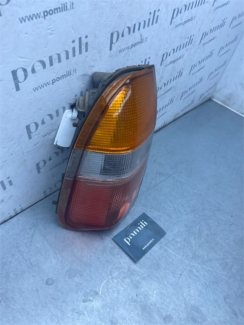 Pomili Fanaleria Mitsubishi L200 fanale posteriore sinistro usato