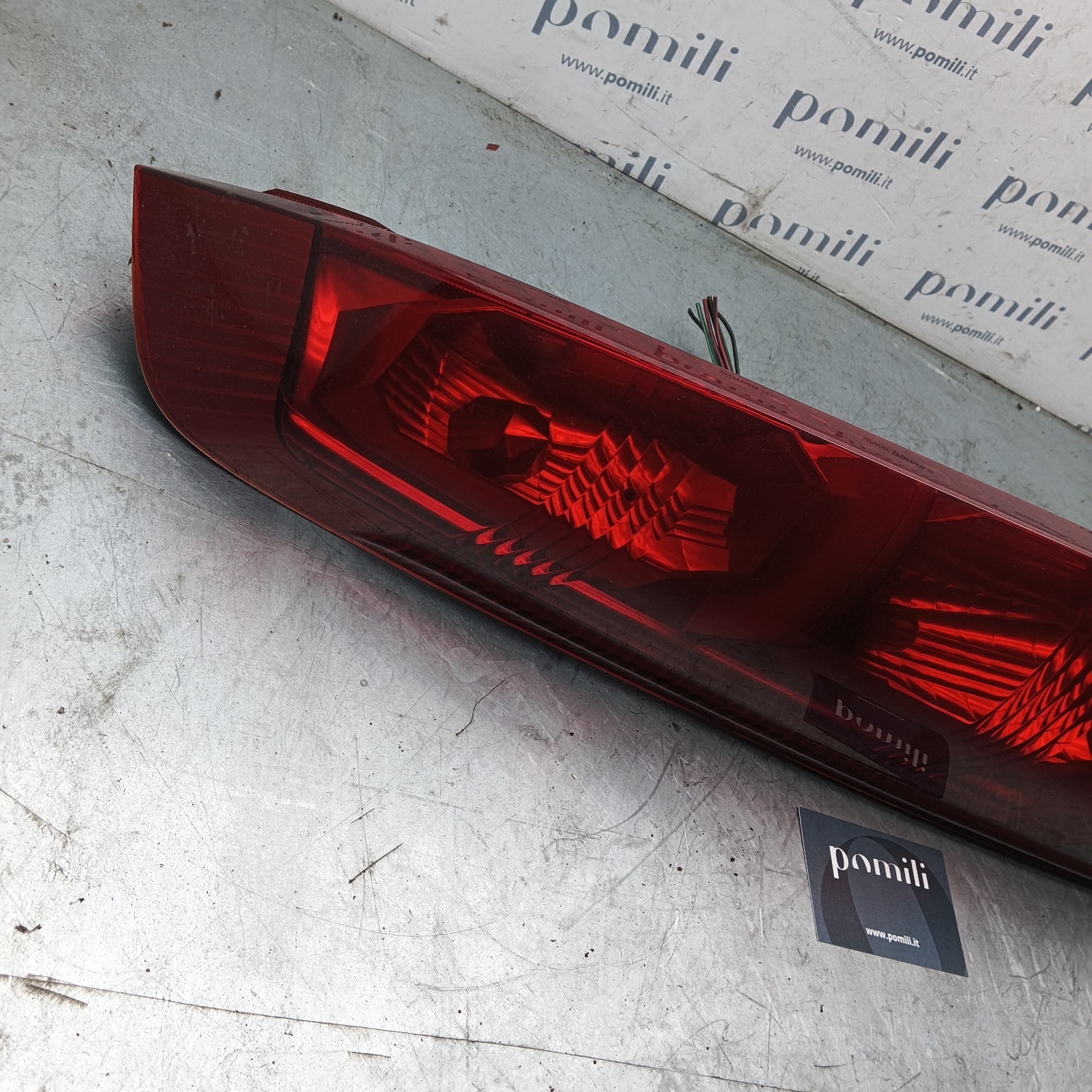 Pomili Fanaleria Nissan X-Trail Fanale posteriore sinistro 26555-EQ00B usato