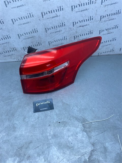 Pomili Fanaleria Ford Focus (CEW) fanale posteriore destro