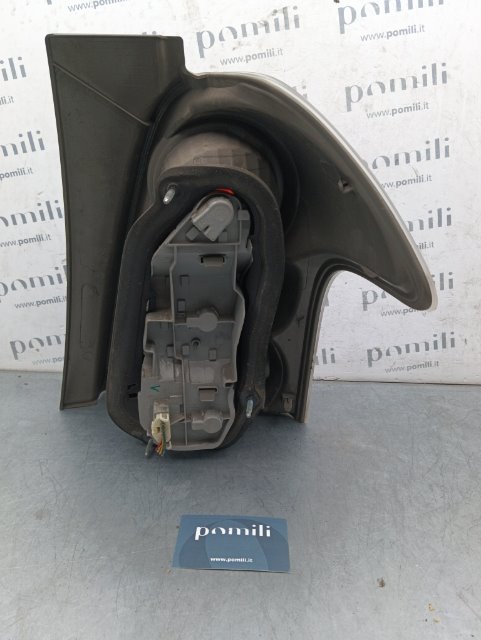 Pomili Fanaleria Toyota Corolla Verso (03/04>12/09<) fanale posteriore sinistro