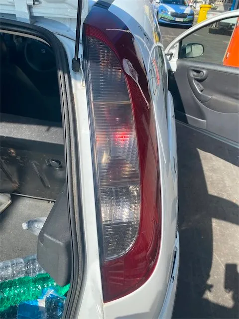 Pomili Fanaleria Fanale posteriore destro Opel Corsa X01