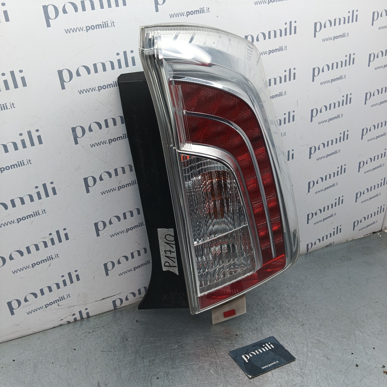 Pomili Fanaleria Toyota Prius (2009-2015) 81551-47170 fanale posteriore destro usato