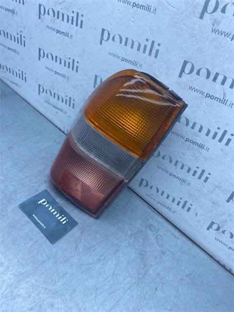 Pomili Fanaleria Mitsubishi L200 fanale posteriore sinistro usato