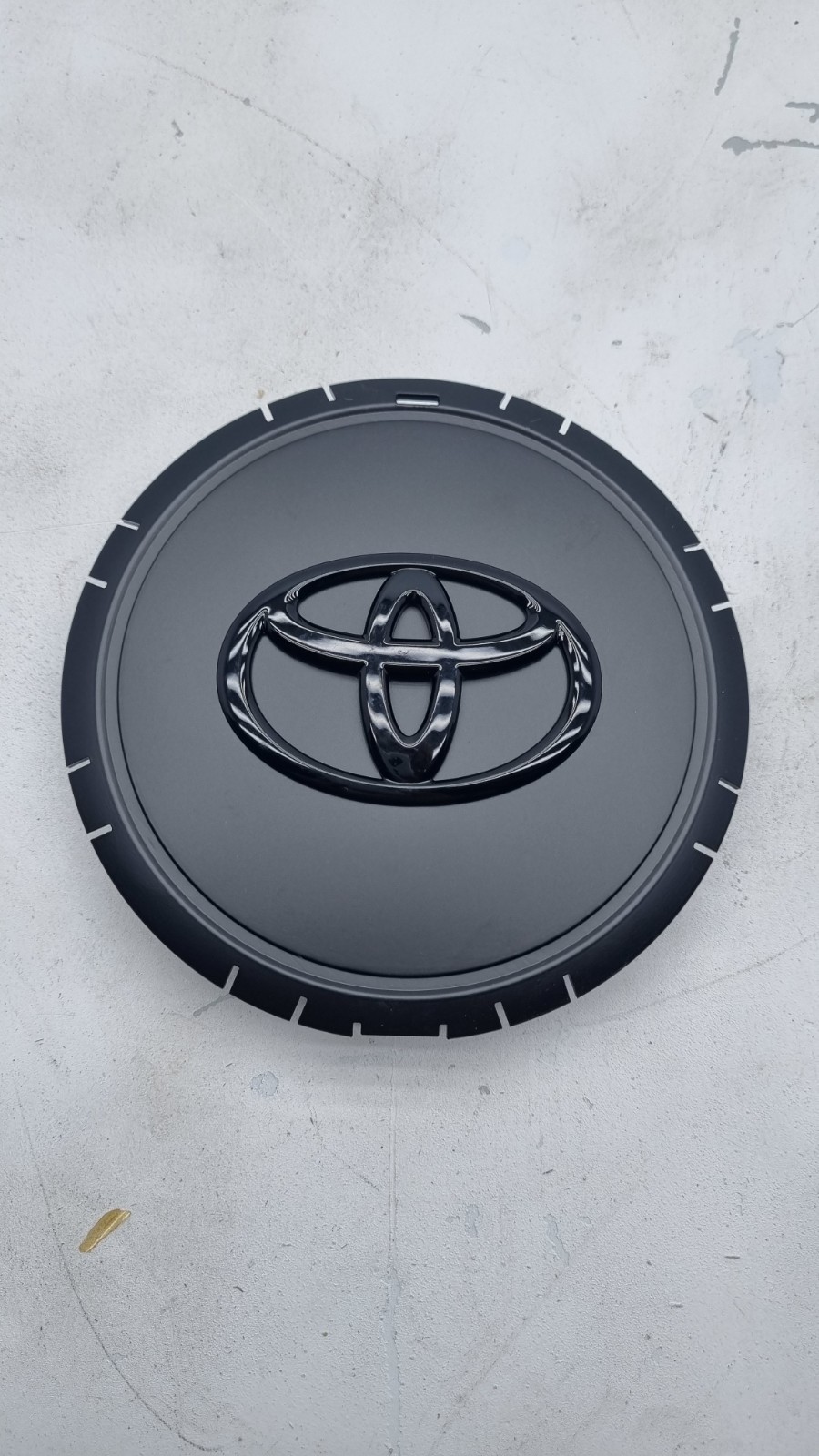 Pomili cappuccio centrale mozzo Toyota Yaris III PZ493-98672-2D nuovo