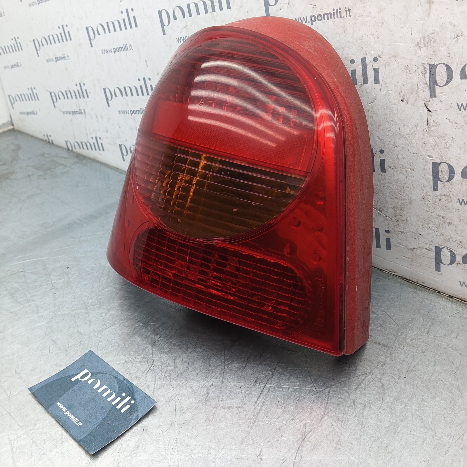 Pomili Fanaleria Fanale posteriore sinistro Renault Twingo G7700426319 usato