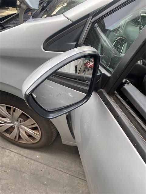 Pomili Cristalli Peugeot 208 retrovisore esterno elettrico sinistro