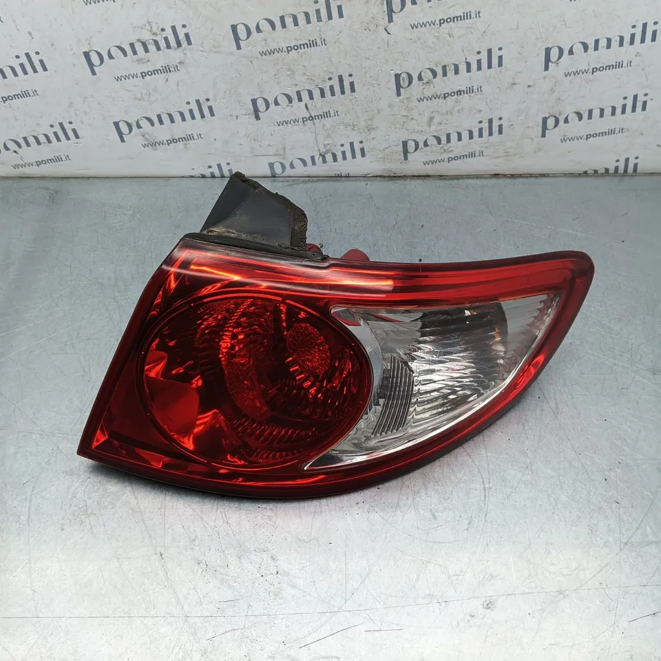 Pomili Fanaleria Hyundai Santa Fe II fanale posteriore destro usato
