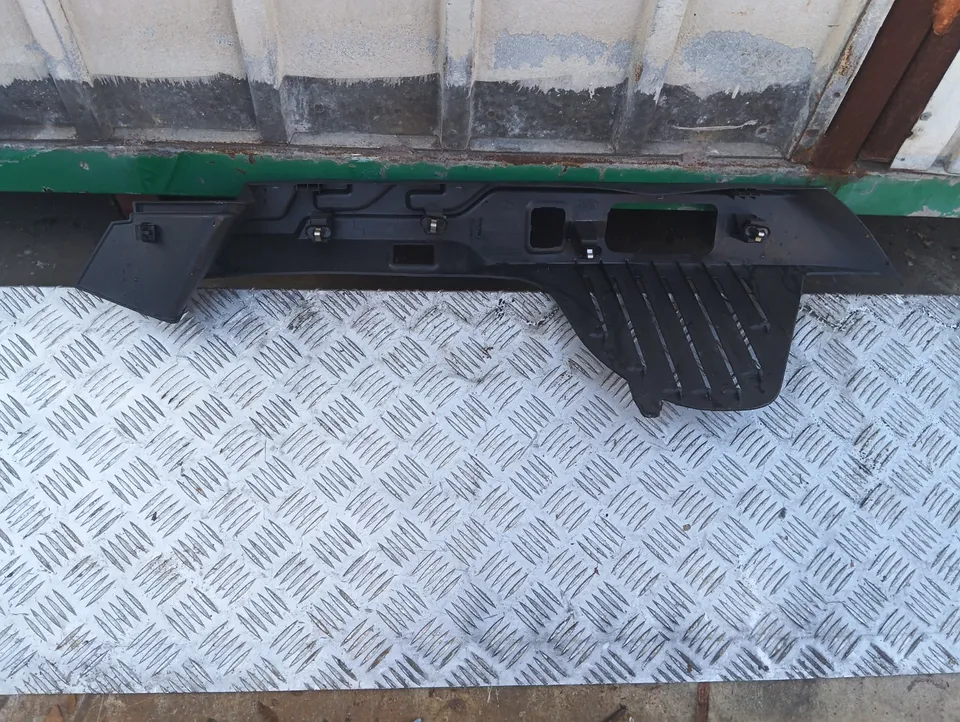 Pomili Rivestimenti interni e parti interne Rivestimento interno SX portabagagli Jaguar F-Pace 2016-20 HK83-31013-AC usato