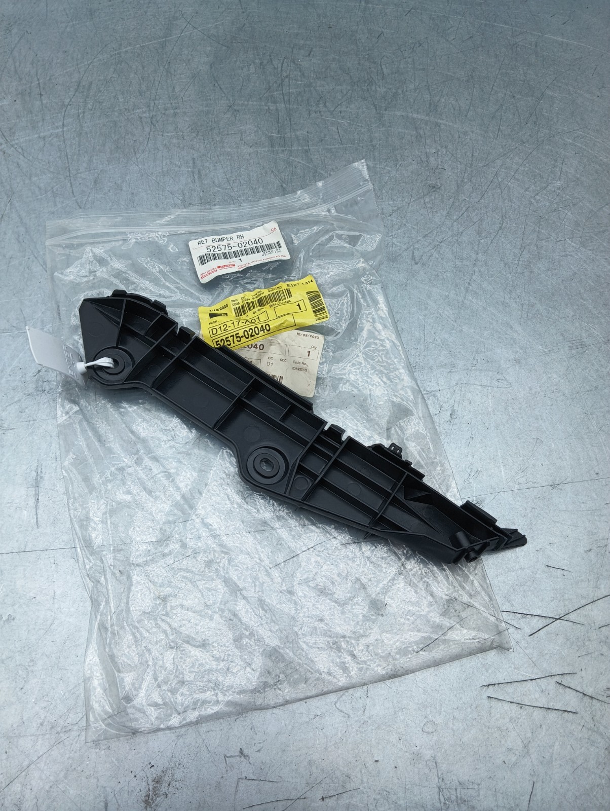 Pomili Paraurti posteriore Toyota Corolla staffa destra 52575-02040 nuova