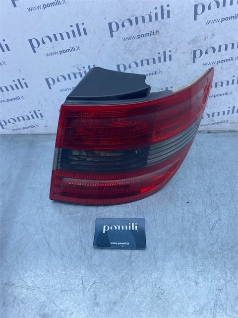Pomili Fanaleria Mercedes-Benz Classe B T245 fanale posteriore destro