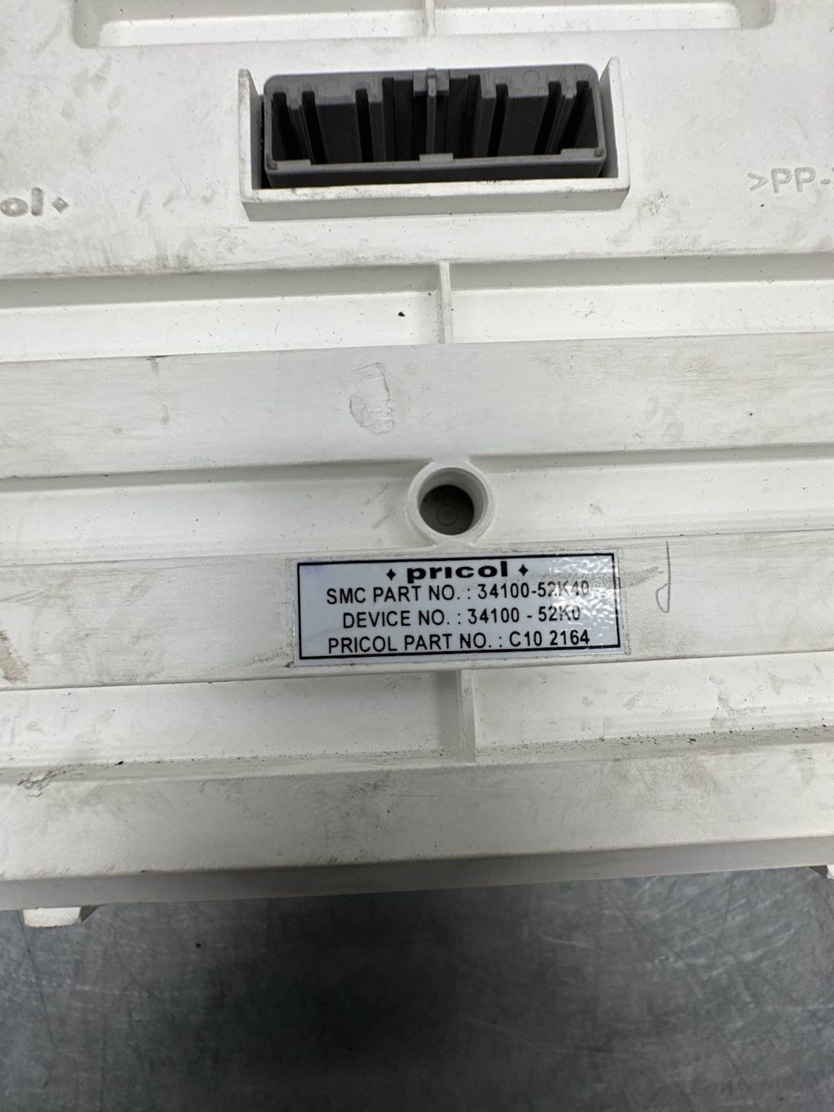 Pomili Rivestimenti interni Suzuki Splash 34100-52K40 quadro strumenti usato