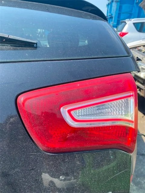 Pomili Fanaleria Fanale posteriore interno destro Kia Sportage 3a Serie 09/10-06/14