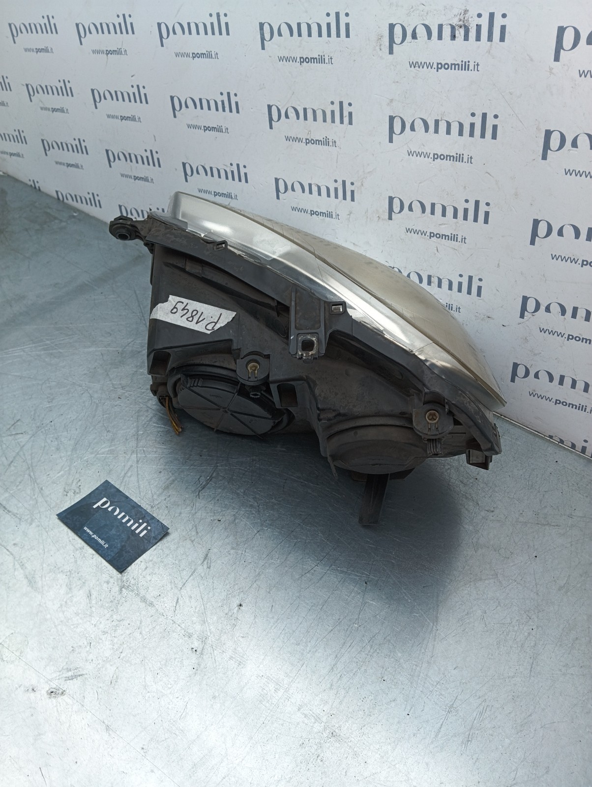 Pomili Fanaleria Faro anteriore destro Volkswagen Polo IV 6Q1941008AT usato