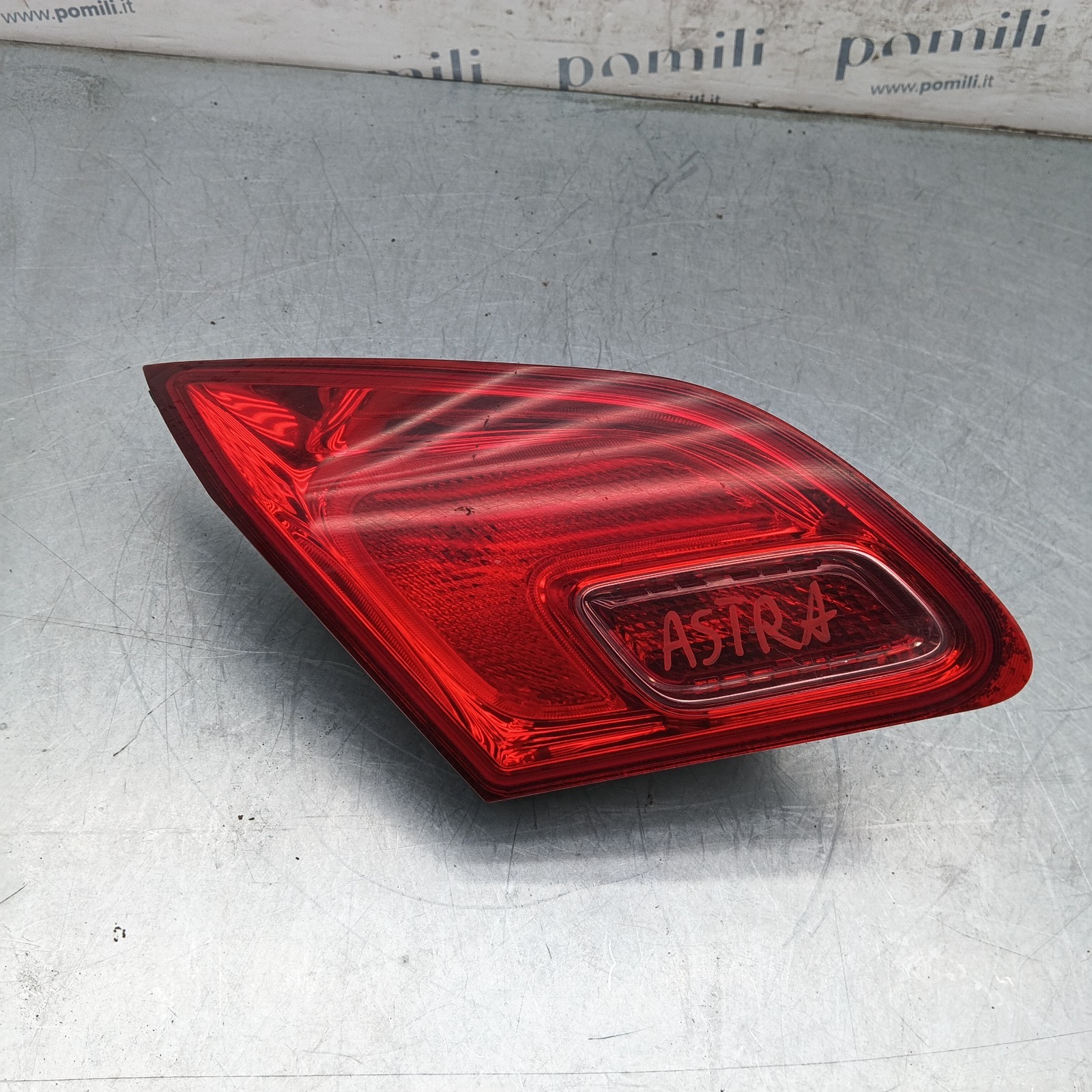 Pomili Fanaleria Opel Astra J I090098 fanale posteriore sinistro portellone usato
