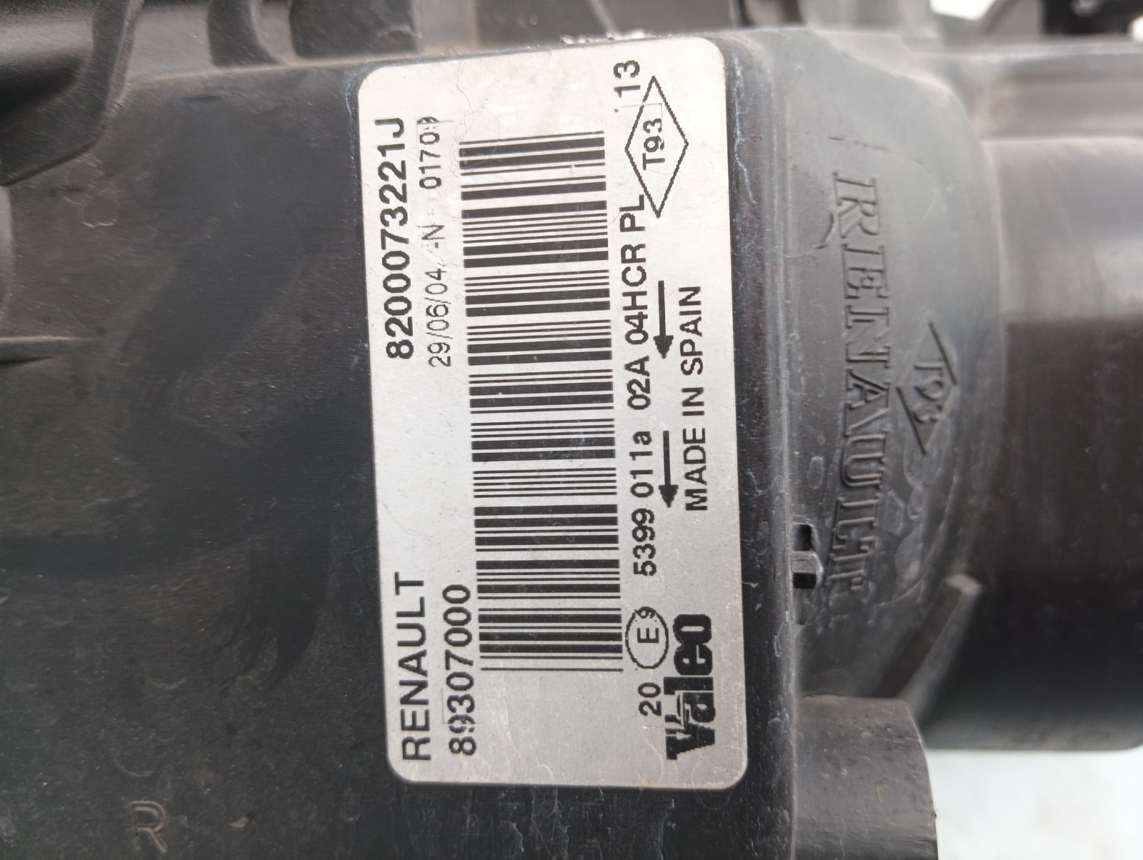 Pomili Fanaleria Faro anteriore Renault Megane II 89307000 destro usato