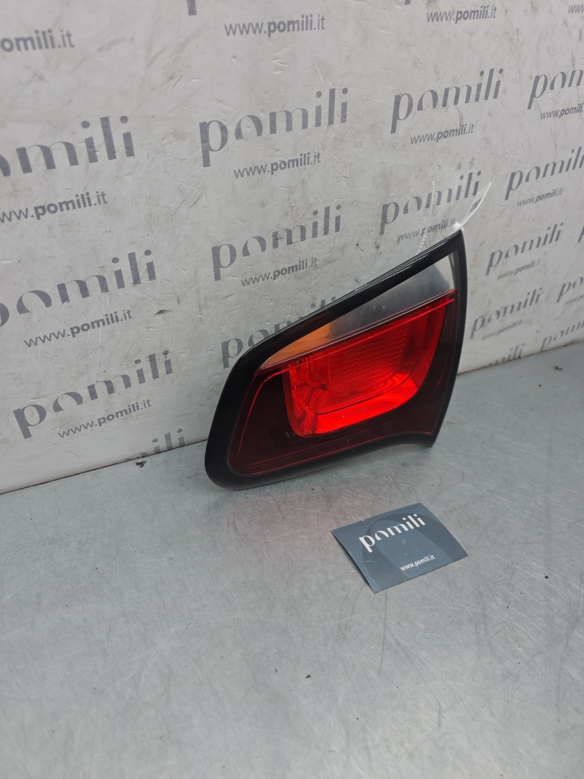 Pomili Fanaleria Fanale posteriore destro portellone Citroën C3 II 9685225580 usato