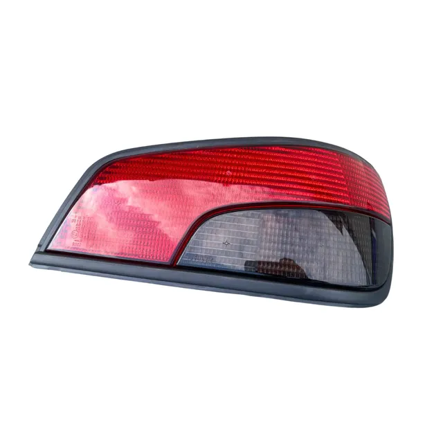 Sara Autoricambi Fanaleria Peugeot 306 mascherina fanale posteriore destra senza portalampada