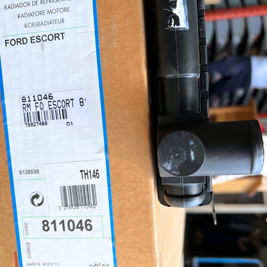 Sara Autoricambi Radiatori 811046 radiatore motore Ford Escort 80-86