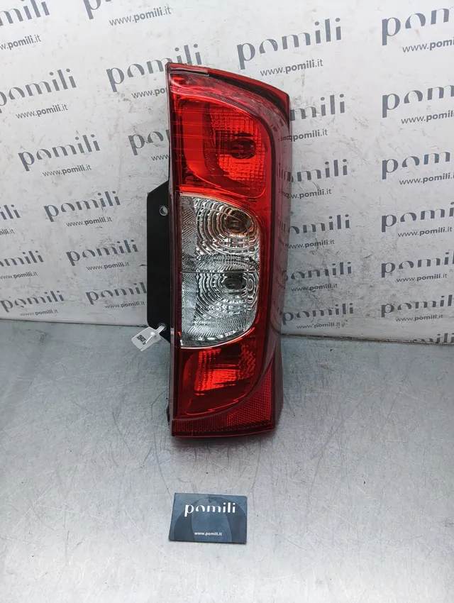 Pomili Fanaleria Fiat Fiorino Fanale posteriore destro 08-661-1940R-B usato