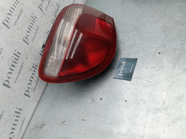 Pomili Fanaleria Fanale posteriore sinistro Toyota Yaris JPP 03/99–11/05