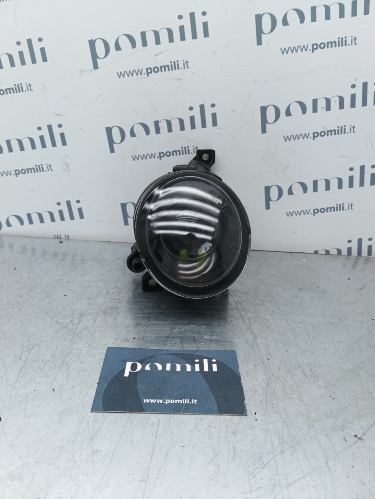 Pomili Fanaleria Volkswagen Golf V fendinebbia anteriore destro usato