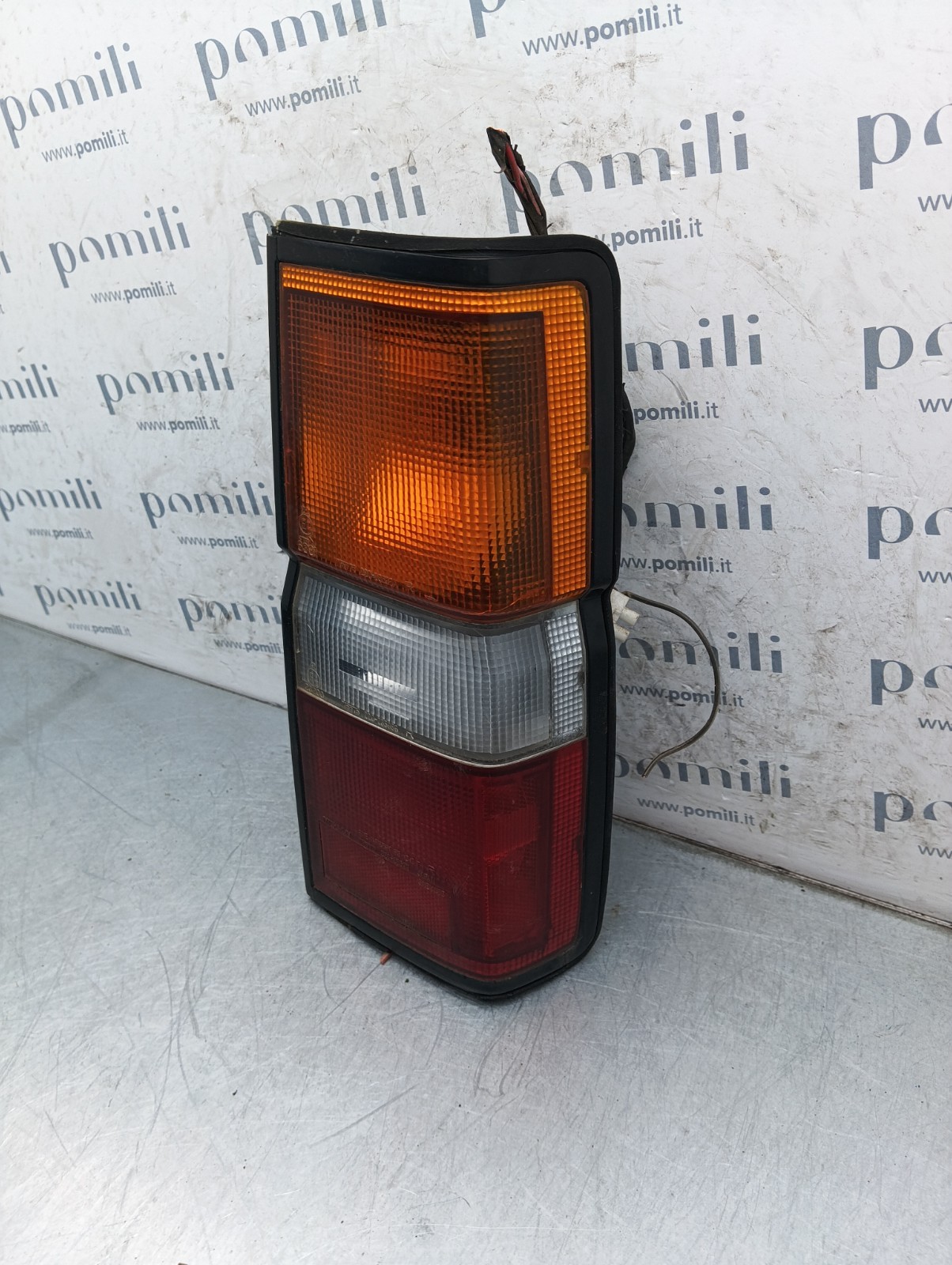 Pomili Fanaleria Nissan Pathfinder fanale posteriore destro usato
