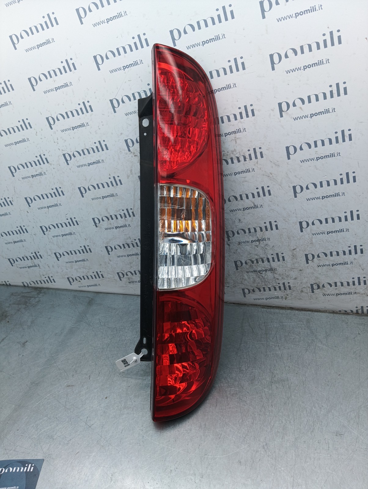 Pomili Fanaleria Doblò 223 51755144 fanale posteriore destro usato