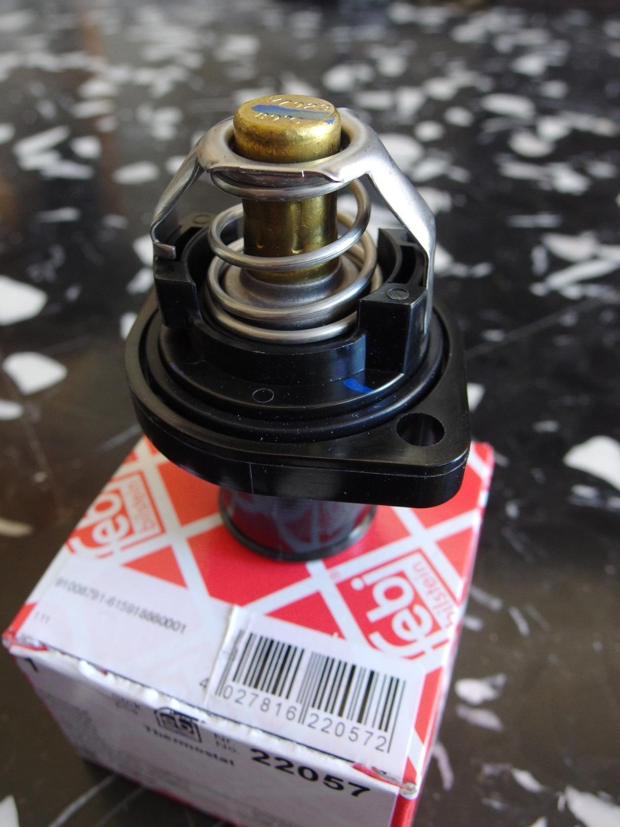 Bilstein Raffreddamento del motore 22057 termostato con guarnizione