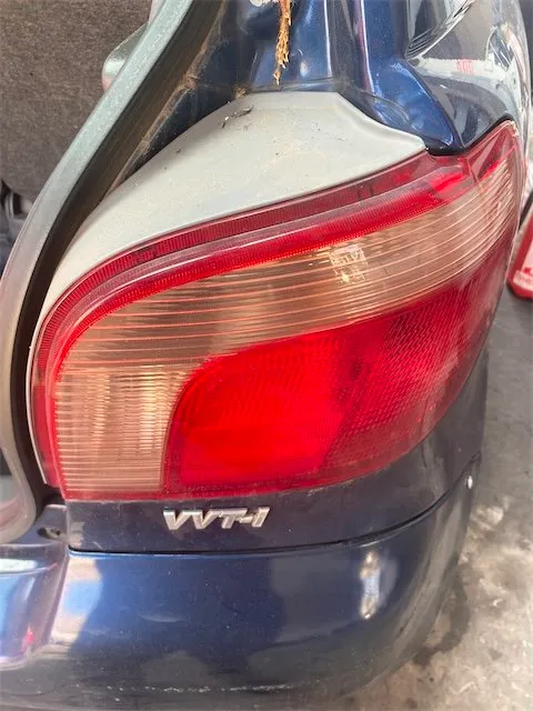 Pomili Fanaleria Toyota Yaris fanale posteriore destro 10/01–11/05