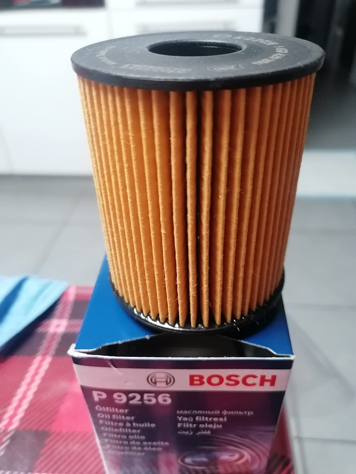 Bosch Filtri P9256 filtro olio auto antiperdite
