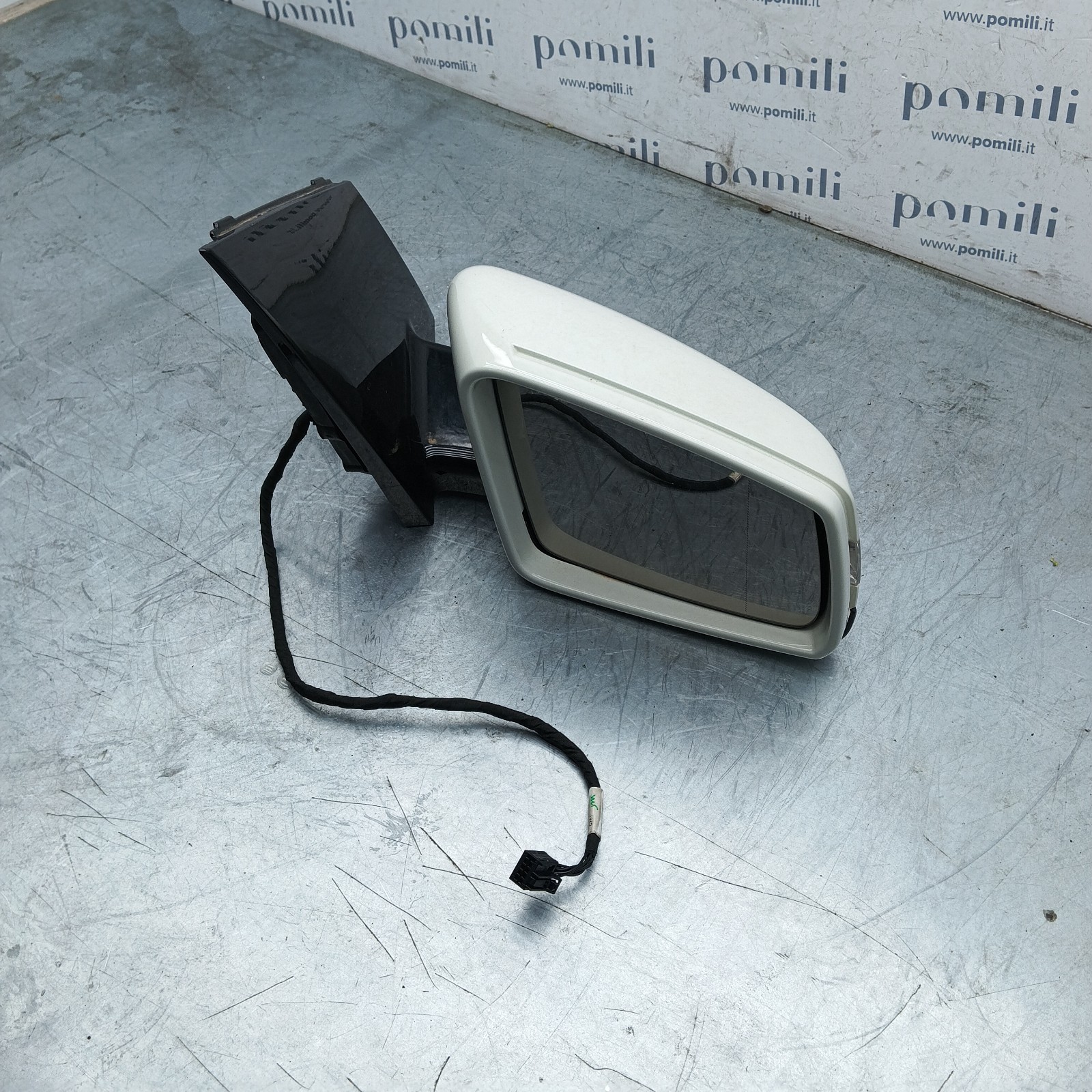 Pomili Cristalli specchietto Mercedes Classe B W246 destro 7 pin usato