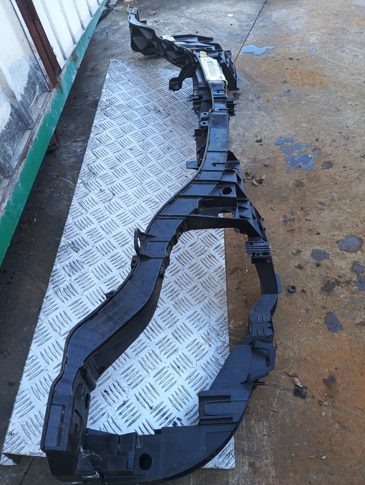 Pomili Paraurti anteriore Armatura interna rinforzo Ford Kuga 2013-16 1788544 armatura nuova