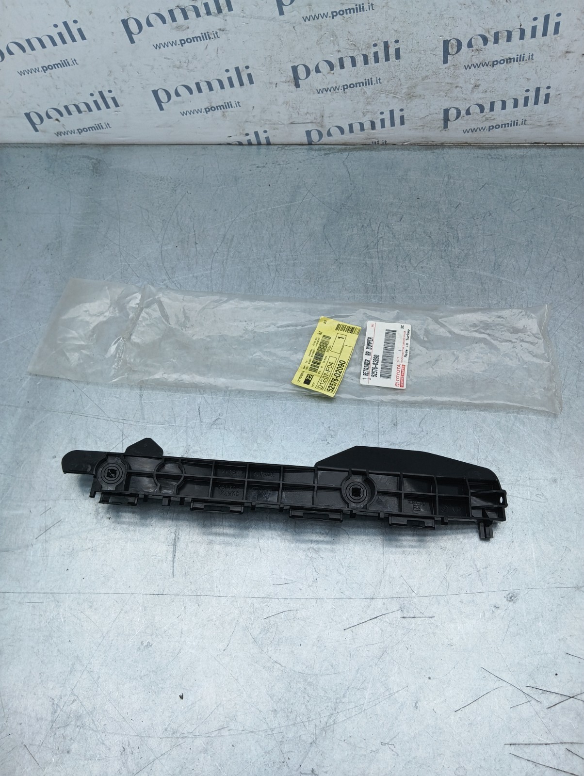 Pomili Paraurti posteriore Supporto sinistro Toyota Auris 52576-02090