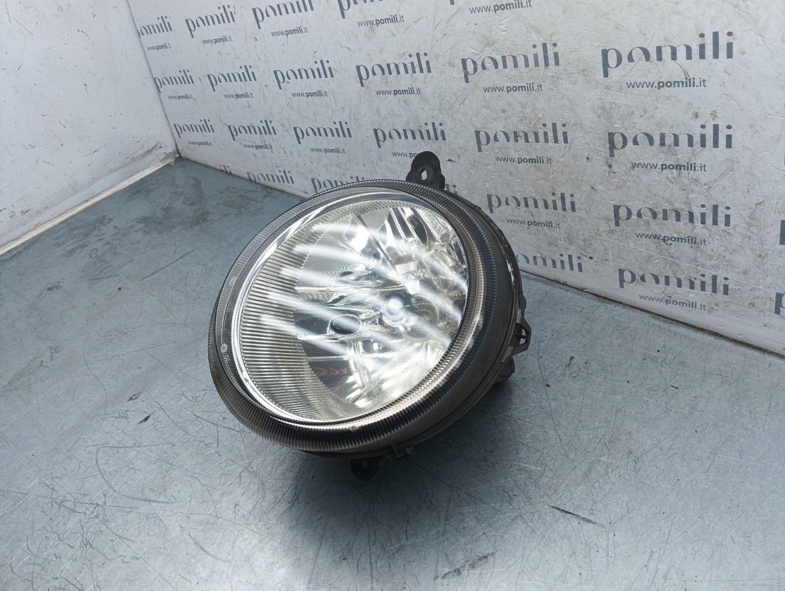 Pomili Fanaleria faro anteriore destro Jeep Compass Patriot 983216-01 RH usato