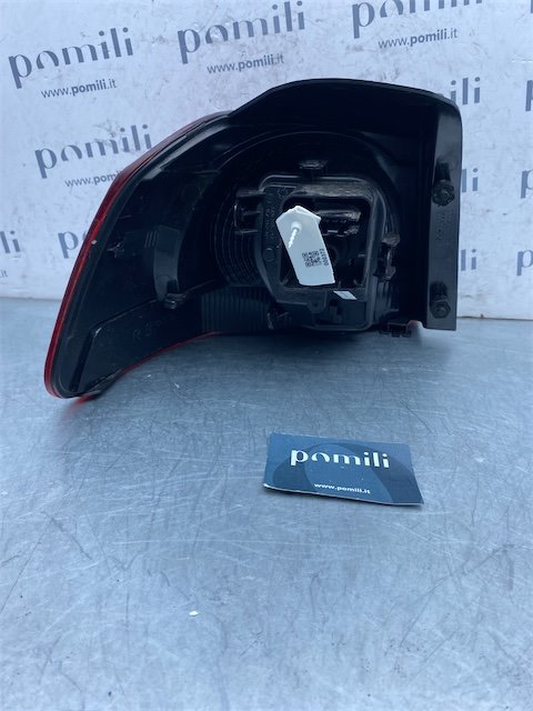 Pomili Fanaleria Volkswagen Golf 5K/AJ fanale posteriore esterno destro