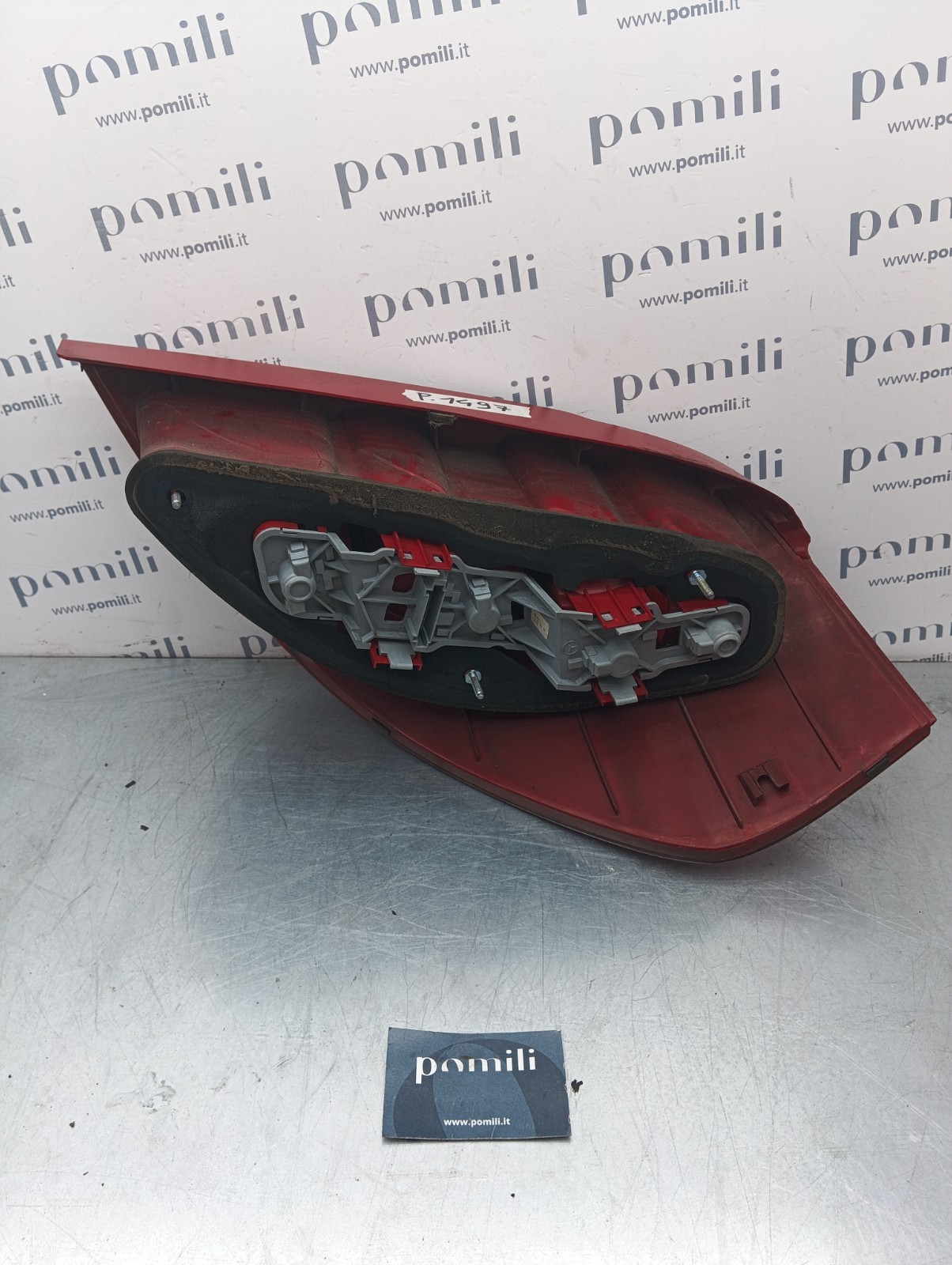 Pomili Fanaleria Mercedes-Benz A180 W169 fanale posteriore sinistro 1698200964 usato